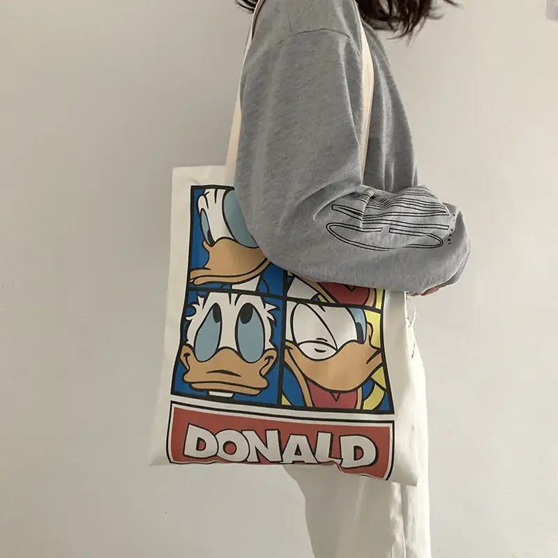 Single-Shoulder Donald Duck